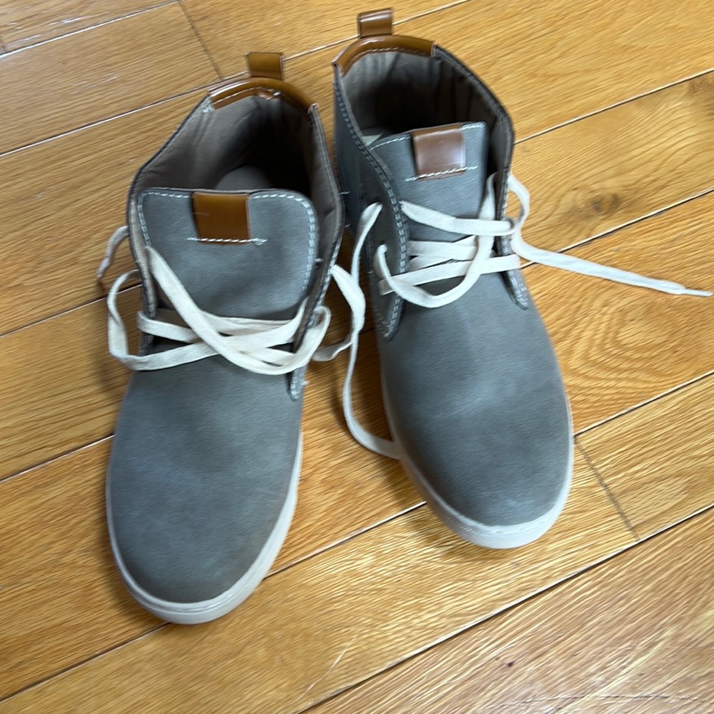 Sonoma shoes brand new size 13